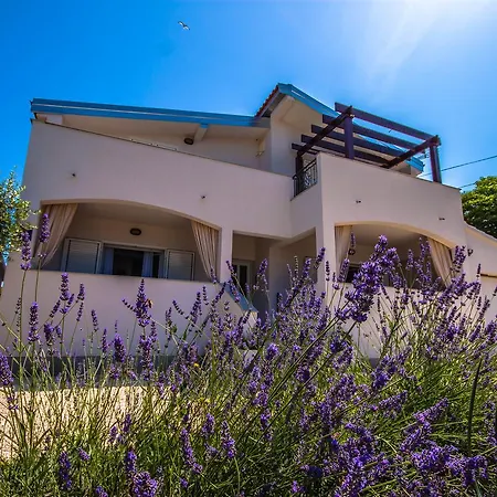 Διαμέρισμα Apartment Green