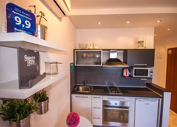 Apartment Green Daire Zadar