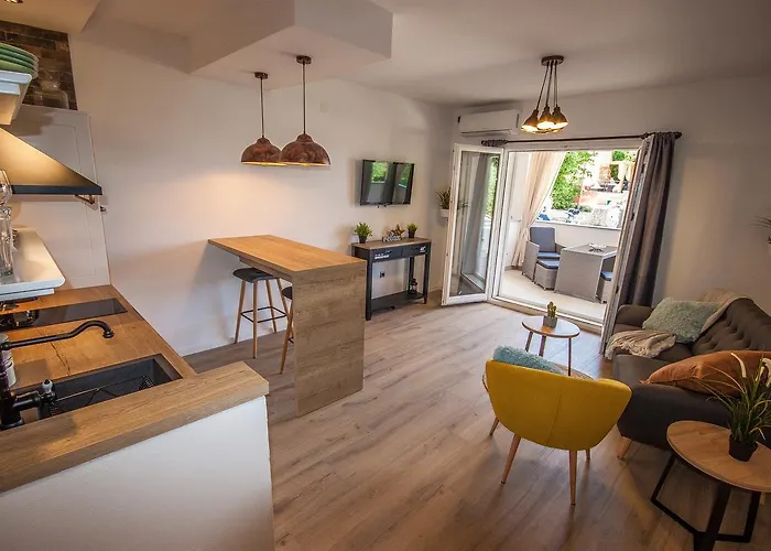 Apartment Green Daire Zadar
