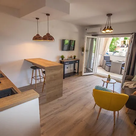 Apartment Green 아파트 자다르
